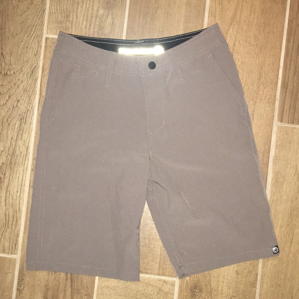 Boys grey dry fit shorts